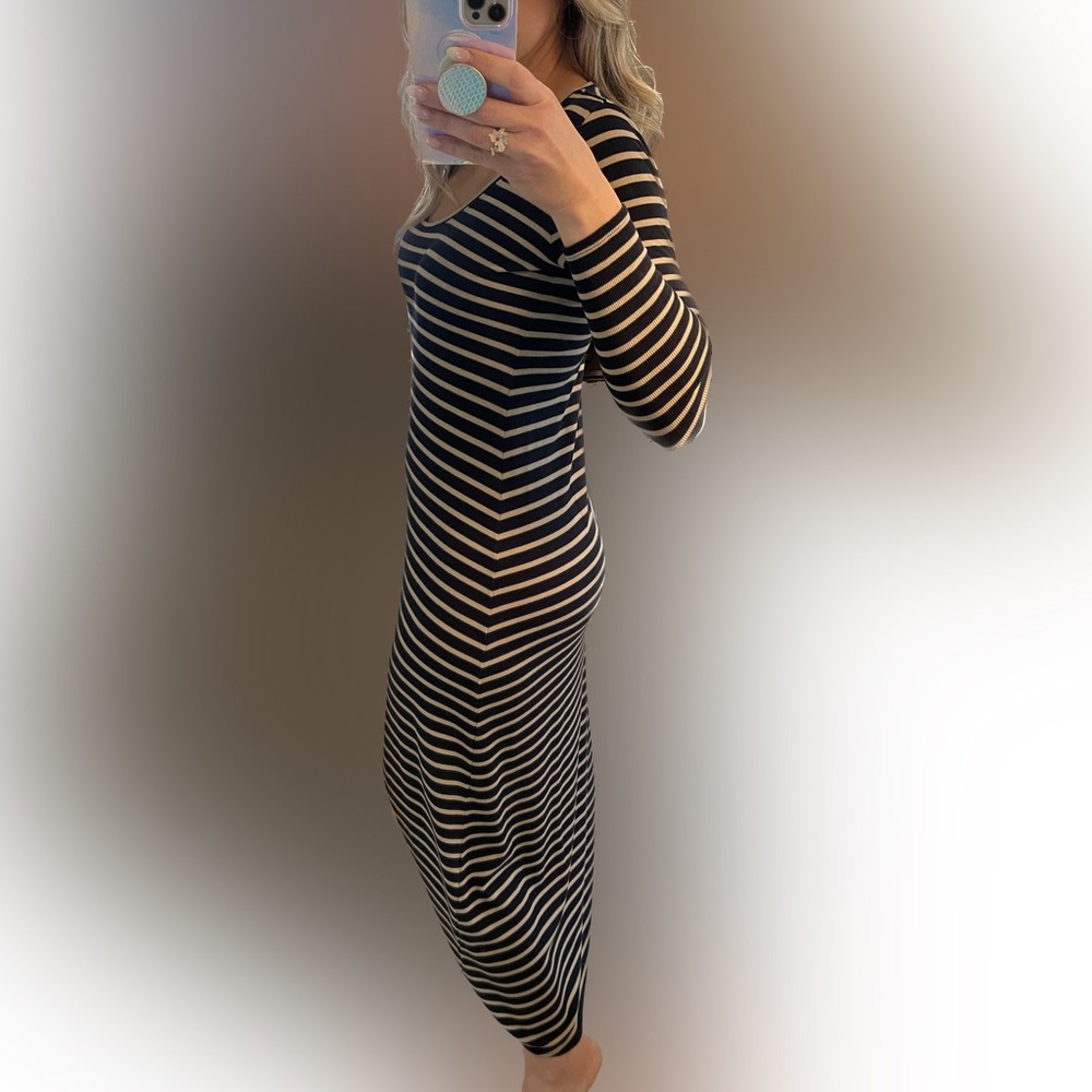 BCBG Ribbed High-Low Long Sleeve Dress - Picture 3 of 4